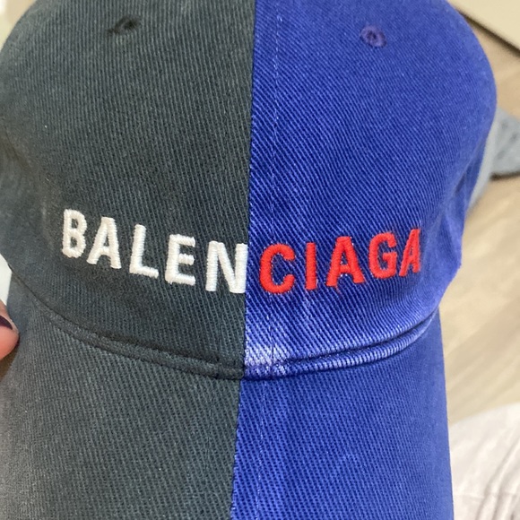 Balenciaga Hat - Picture 7 of 11